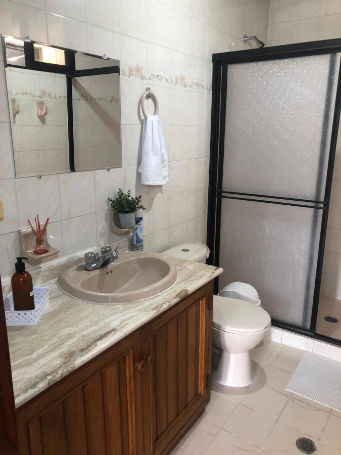 Habitaciones Independientes Cerca Al Aeropuerto 3 Cartagena Ngoại thất bức ảnh