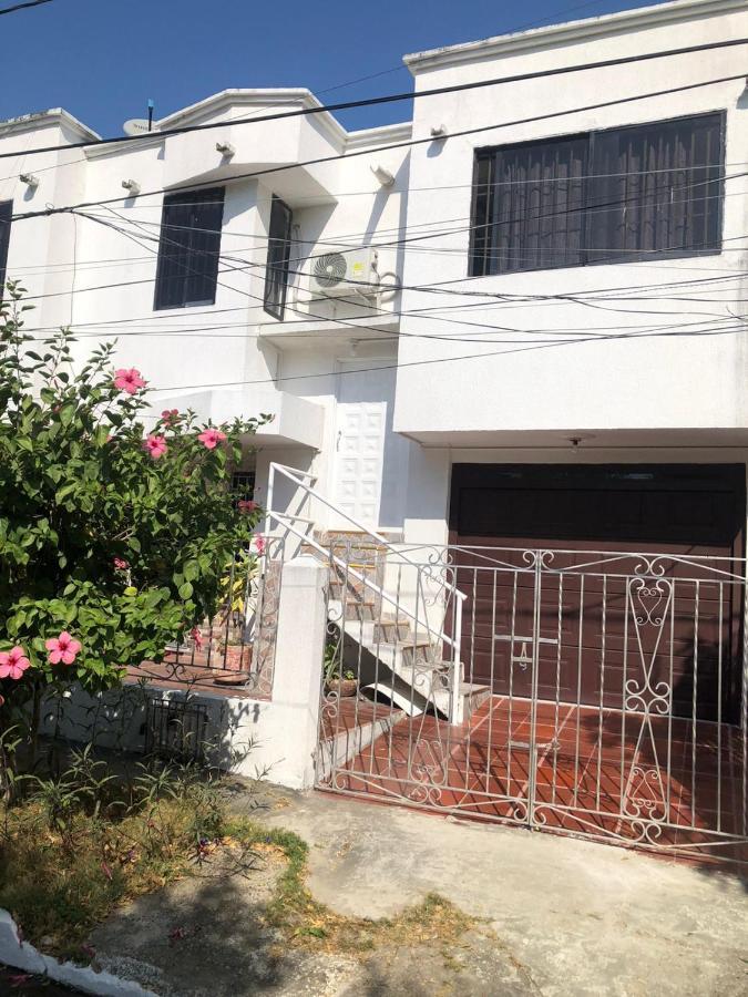 Habitaciones Independientes Cerca Al Aeropuerto 3 Cartagena Ngoại thất bức ảnh